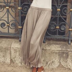 Zara Beige Pleated Midi Skirt